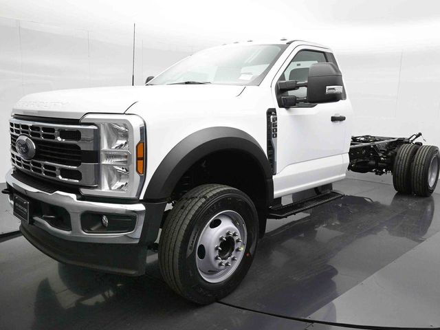 2024 Ford F-600 