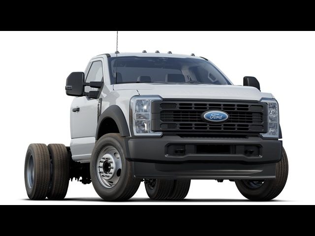 2024 Ford F-600 