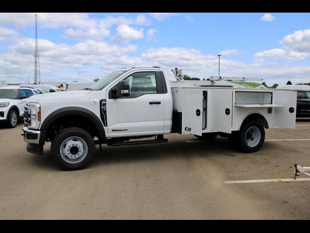 2024 Ford F-600 