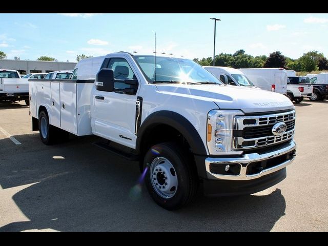 2024 Ford F-600 