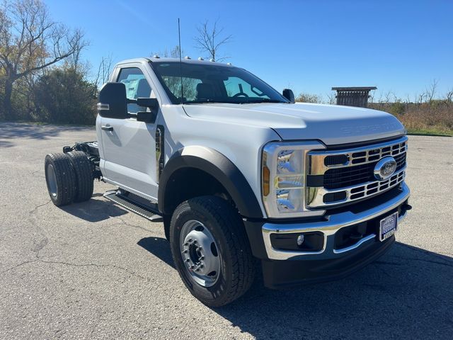 2024 Ford F-600 