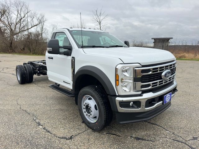 2024 Ford F-600 