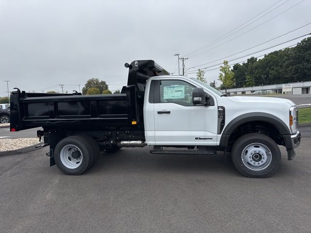 2024 Ford F-600 