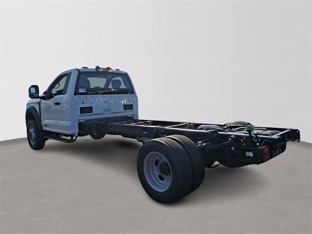 2024 Ford F-600 