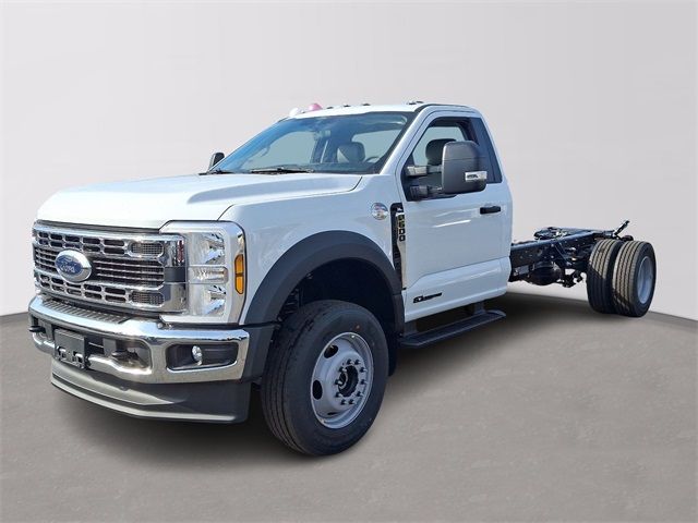 2024 Ford F-600 