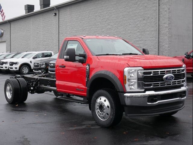 2024 Ford F-600 XLT