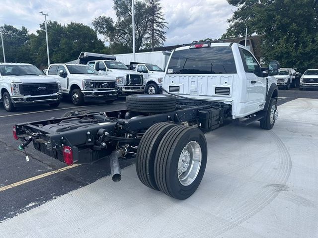 2024 Ford F-600 XLT