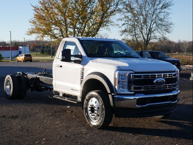 2024 Ford F-600 XLT