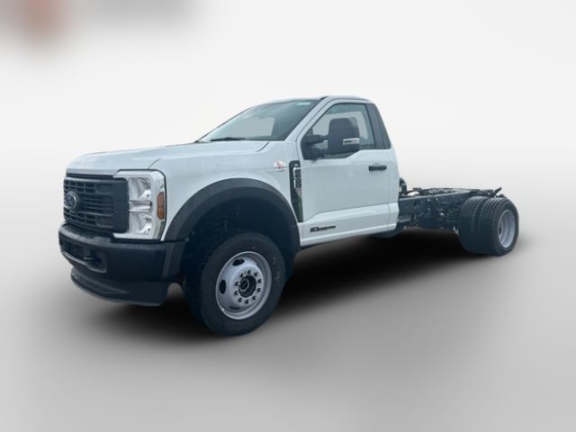 2024 Ford F-600 