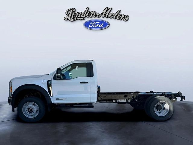 2024 Ford F-600 