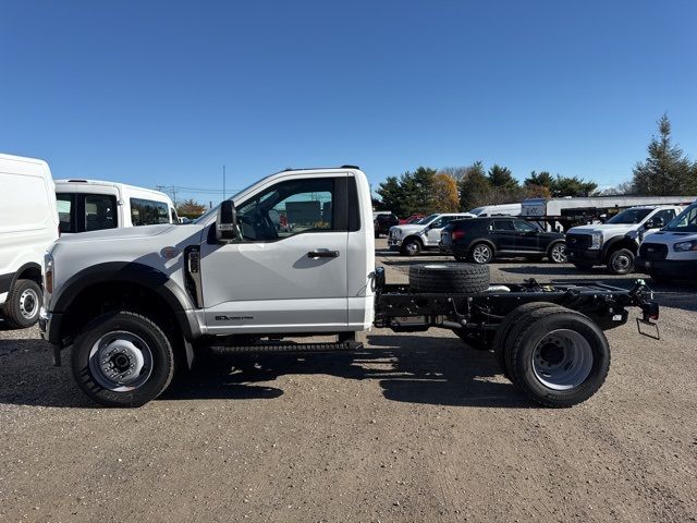 2024 Ford F-600 