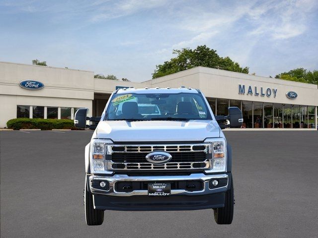 2024 Ford Super Duty F-600 DRW 