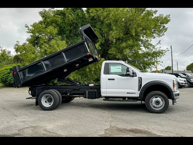 2024 Ford F-600 