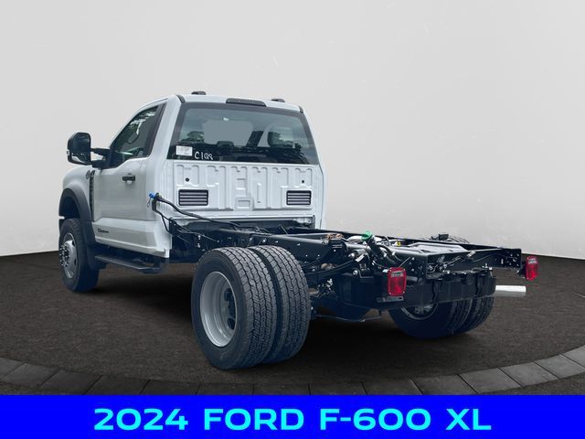 2024 Ford F-600 XL