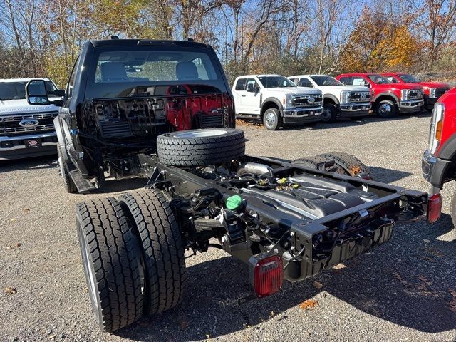 2024 Ford F-600 