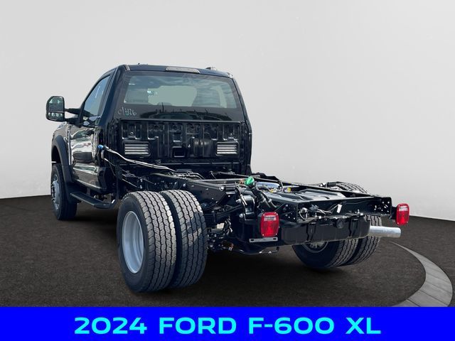 2024 Ford F-600 XL