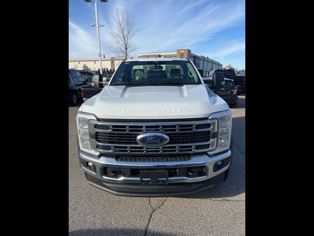 2024 Ford F-600 XL