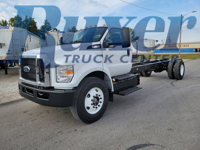 2024 Ford F-650 Base