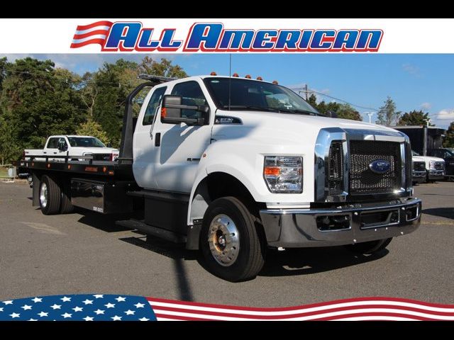 2024 Ford F-650 Base