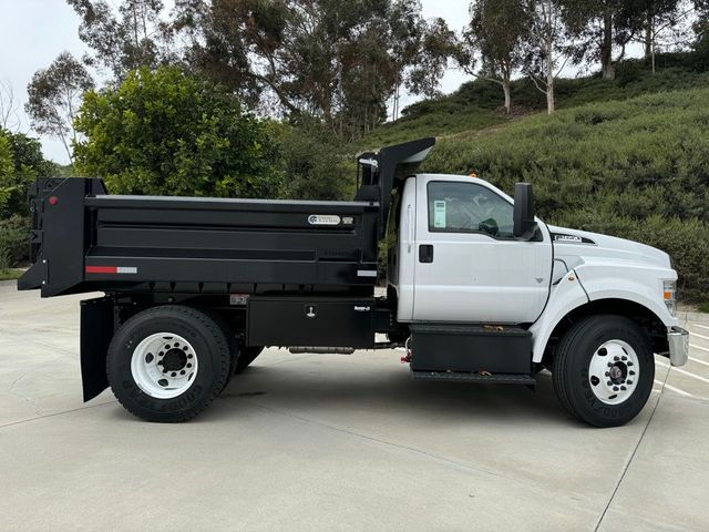 2024 Ford F-650 Base