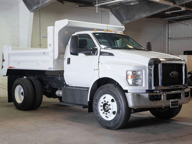 2024 Ford F-650 Base