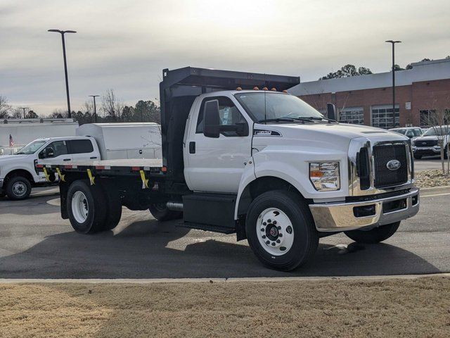 2024 Ford F-650 Base