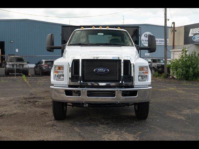 2024 Ford F-650 Base