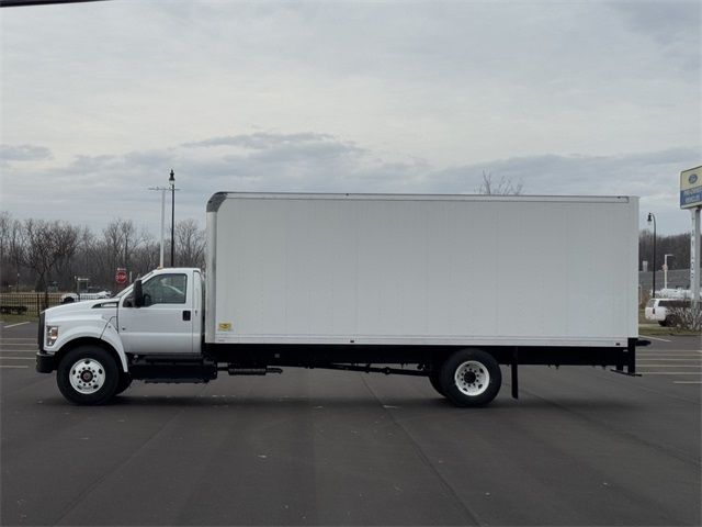 2024 Ford F-650 Base