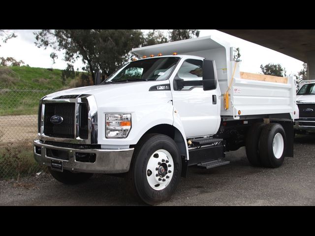 2024 Ford F-650 Base