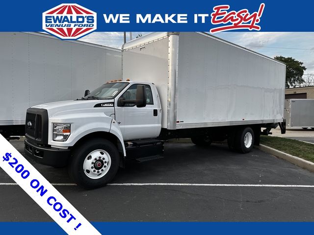 2024 Ford F-650 Base