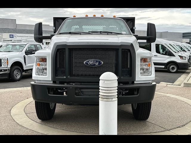 2024 Ford F-650 Base