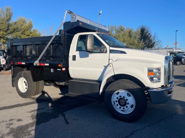 2024 Ford F-650 Base