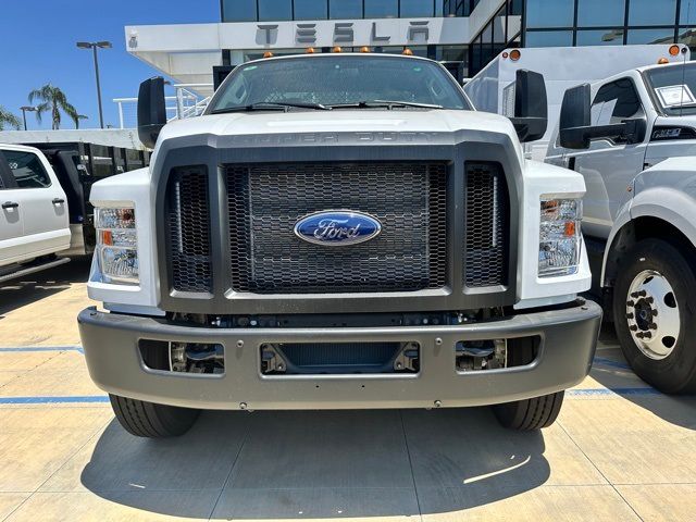 2024 Ford F-650 Base