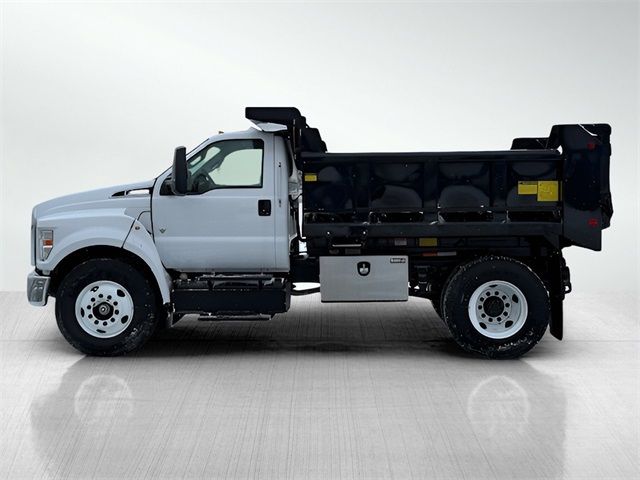 2024 Ford F-650 Base