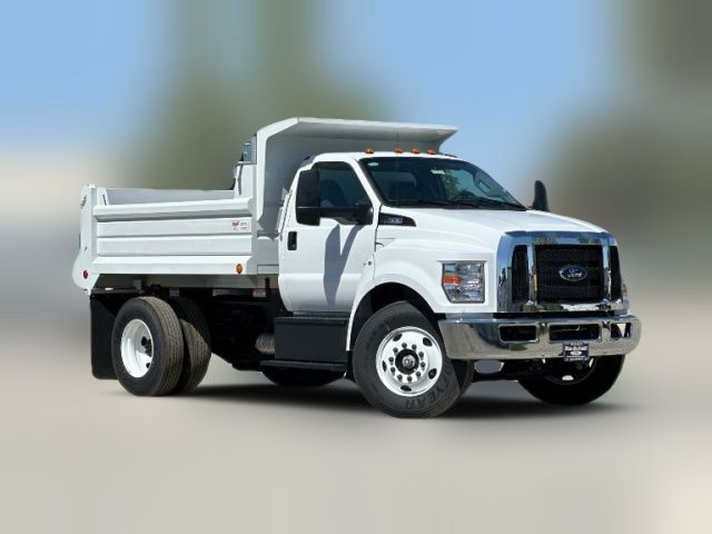 2024 Ford F-650 Base