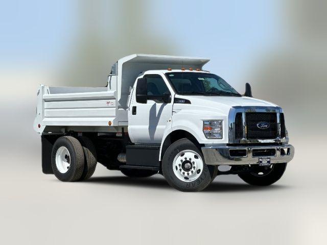 2024 Ford F-650 Base