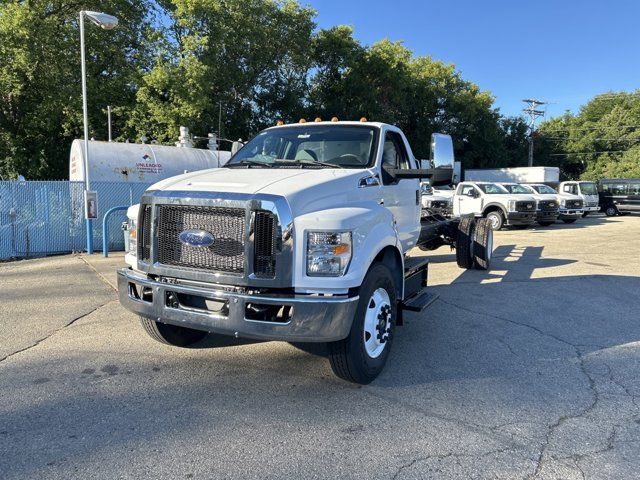 2024 Ford F-650 Base