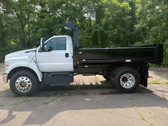 2024 Ford F-650 Base