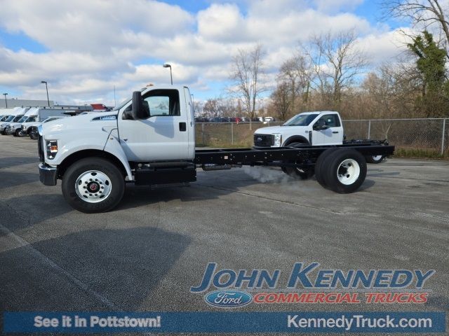 2024 Ford F-650 Base