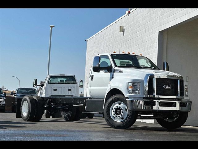 2024 Ford F-650 Base