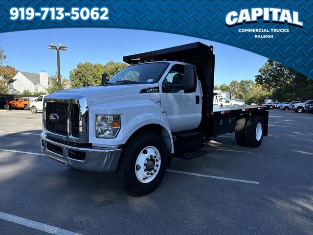 2024 Ford F-650 Base