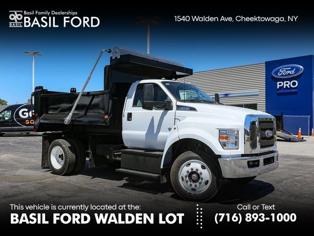 2024 Ford F-650 Base