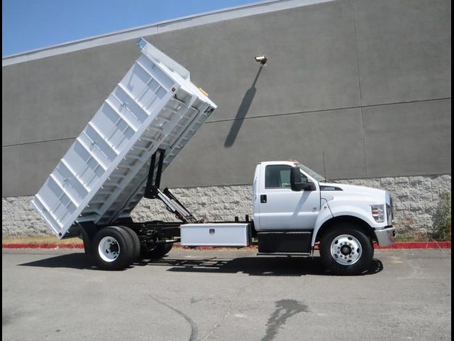 2024 Ford F-650 Base