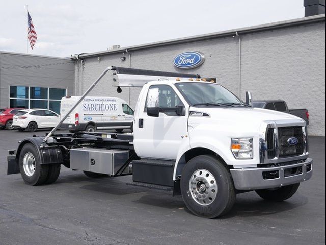 2024 Ford F-650 Base