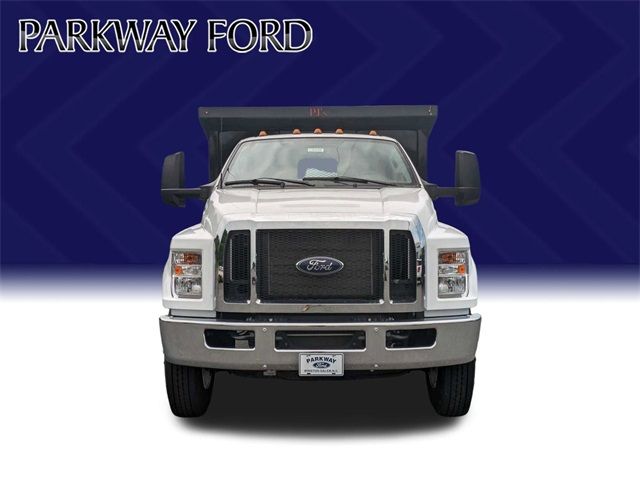 2024 Ford F-650 Base