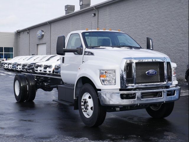 2024 Ford F-650 Base