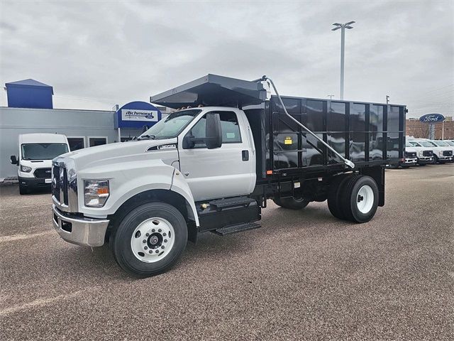 2024 Ford F-650 Base