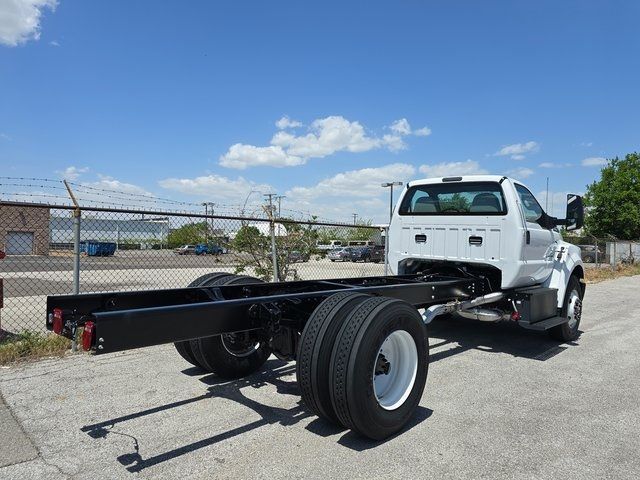 2024 Ford F-650 Base