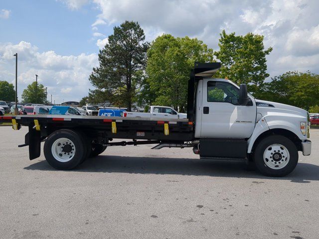 2024 Ford F-650 Base