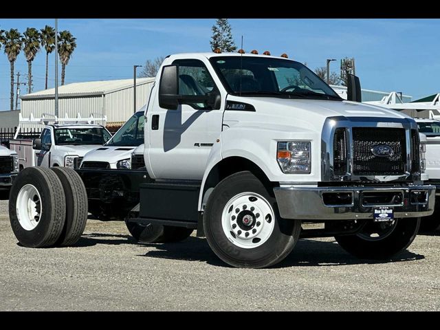 2024 Ford F-650 Base